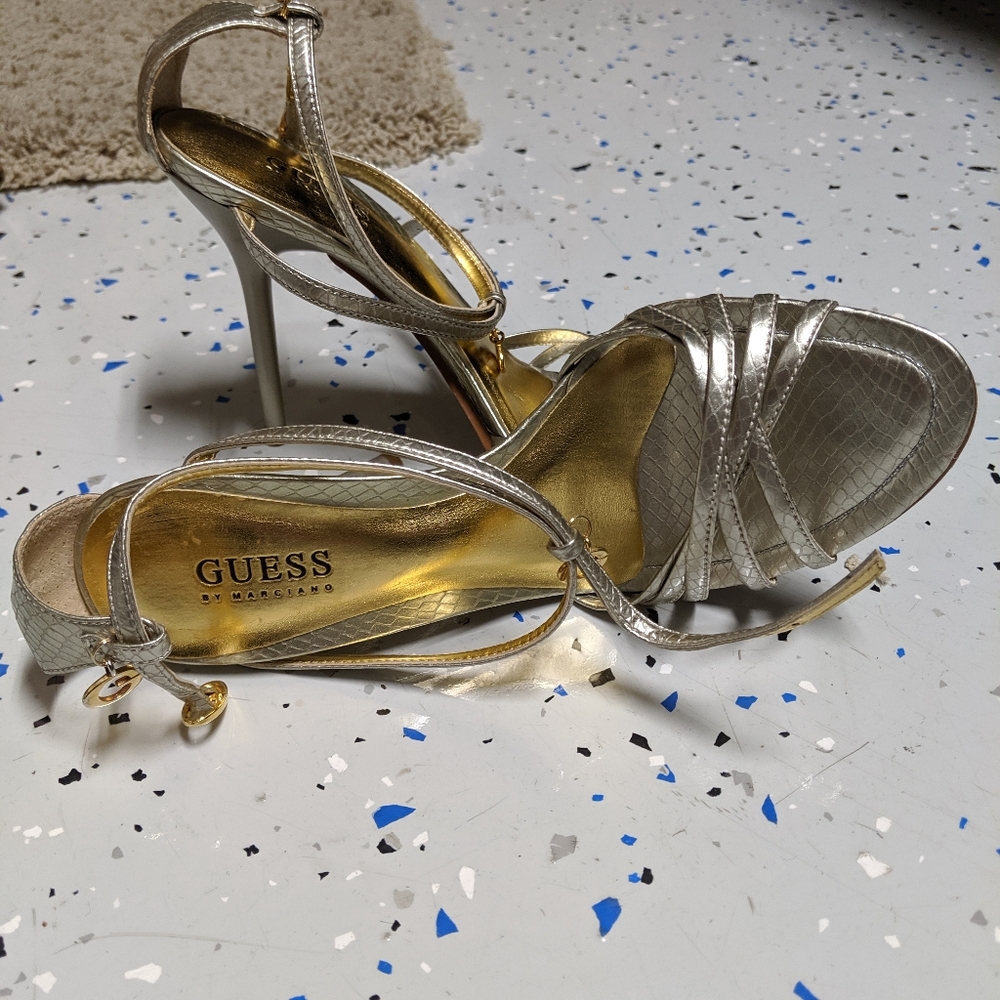 Guess strappy heel